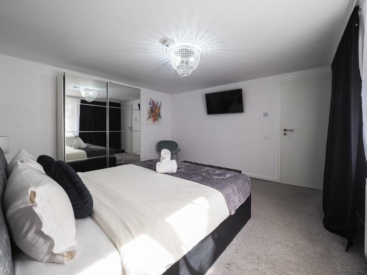 For You Apartments Gold & Silver Sibiu Exterior foto